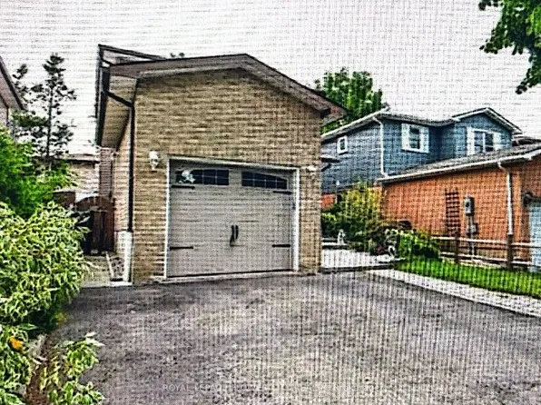 16 Blossom Ave, Brampton, ON L6X 2W3