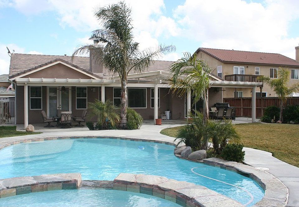 1st image of 33571 Poppy Ln