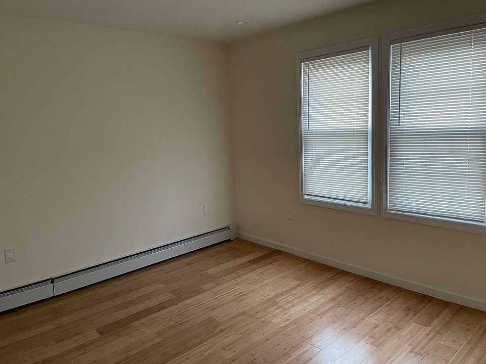 1st image of 116-00 150th St