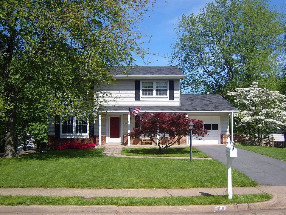 Colonial Single Family Home