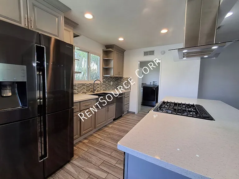 10059 McLennan Ave — Photo 9