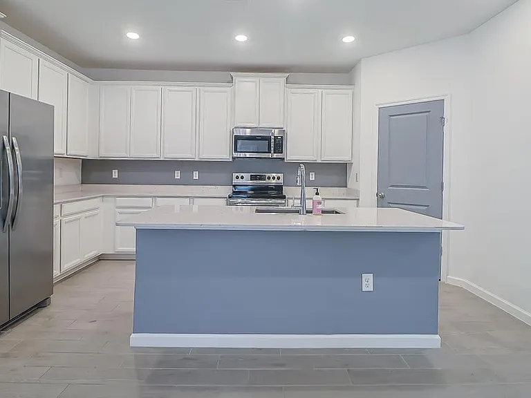 597 Lake Sinclair St — Photo 35