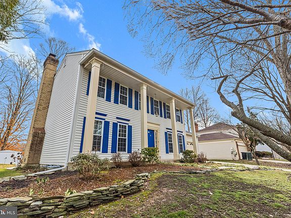 5th image of 11989 Hedges Run Dr
