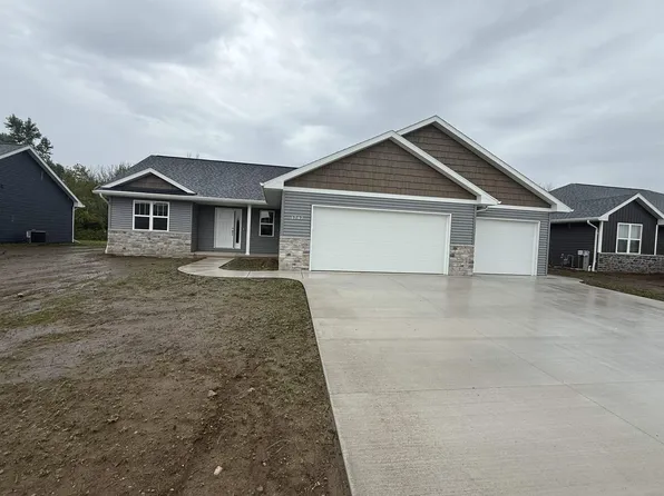 1747 Betty Jean Ln, Green Bay, WI 54313