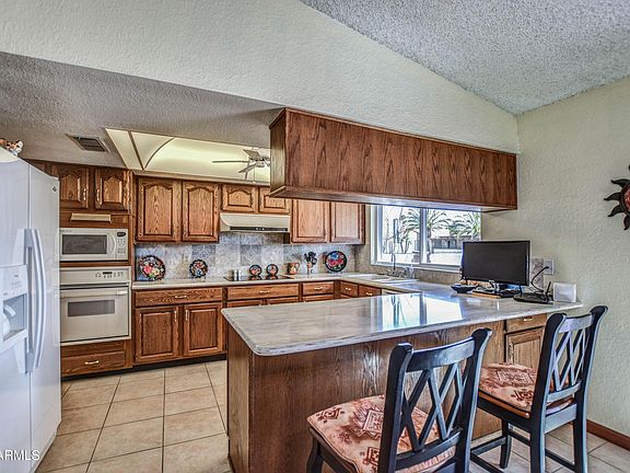 3rd image of 1026 Leisure World