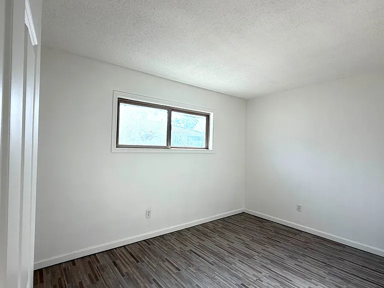 290 W Rosa Parks Rd #A — Photo 3