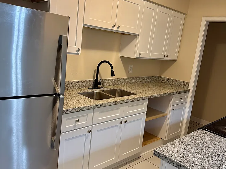 4144 Delaware Ave #C — Photo 1