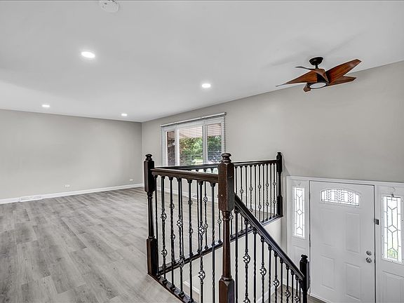 5th image of 4255 Dixon Dr