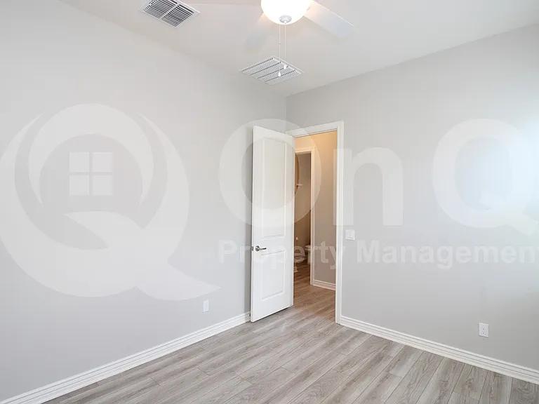 15078 W Roosevelt St — Photo 15