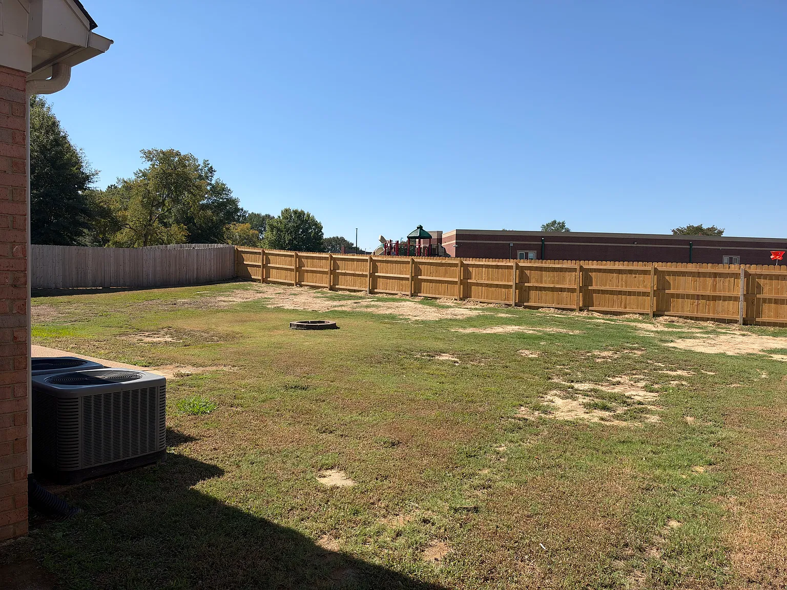 3 bed, 2.5 bath, 2509 sqft, $2,850 — Photo 4