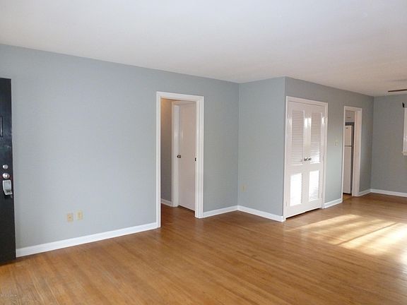 4th image of 3418 Deibel Way