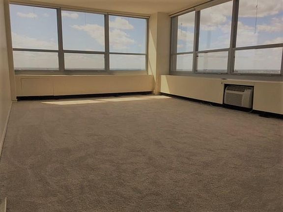 5th image of 3550 N Lake Shore Dr APT 2513