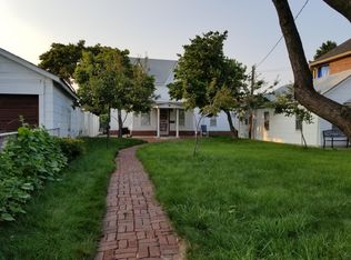 15013 10th Ave, Whitestone, NY 11357