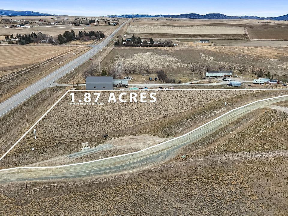 1st image of 34 Sharon Loop