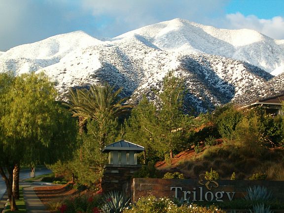 Trilogy Neighborhood Entry