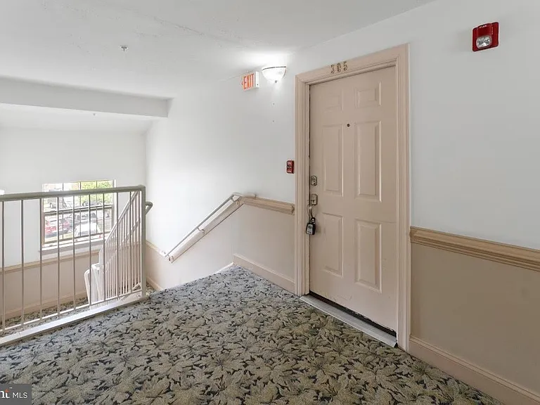 8921 Town Center Cir #5-305 — Photo 25