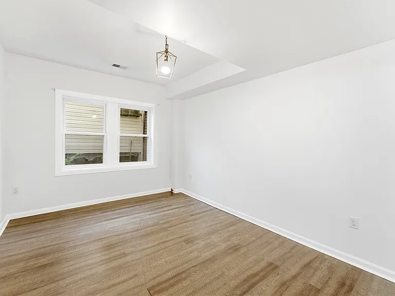 117 E Jefferson St #1 — Photo 14