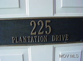 2nd image of 225 Plantation Dr