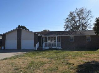 518 Barton St, Russell, KS 67665