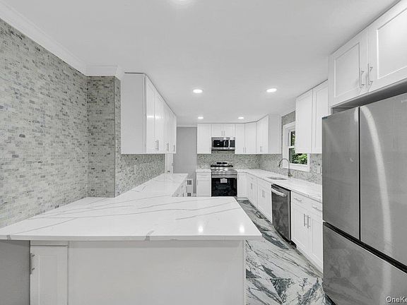 4th image of 7 Rutledge Road