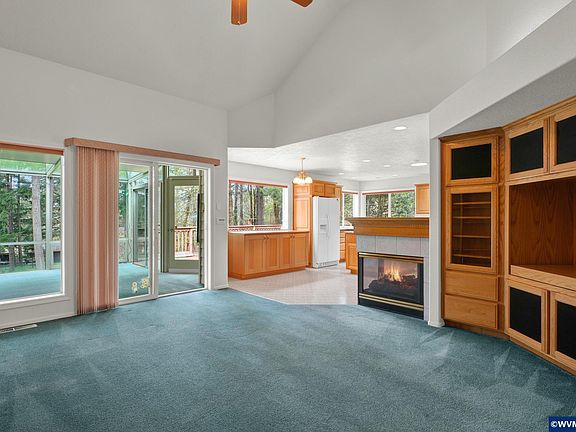 5th image of 3475 Valley View Dr NW