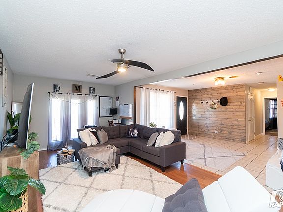 5th image of 5101 Thomason Dr