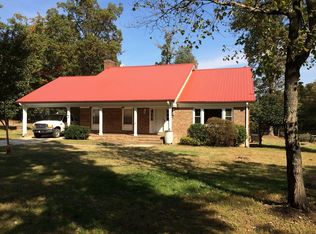 5661 Beaver Creek Rd, New Hill, NC 27562