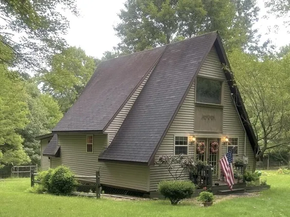 201 Magpie Ln, Strattanville, PA 16258