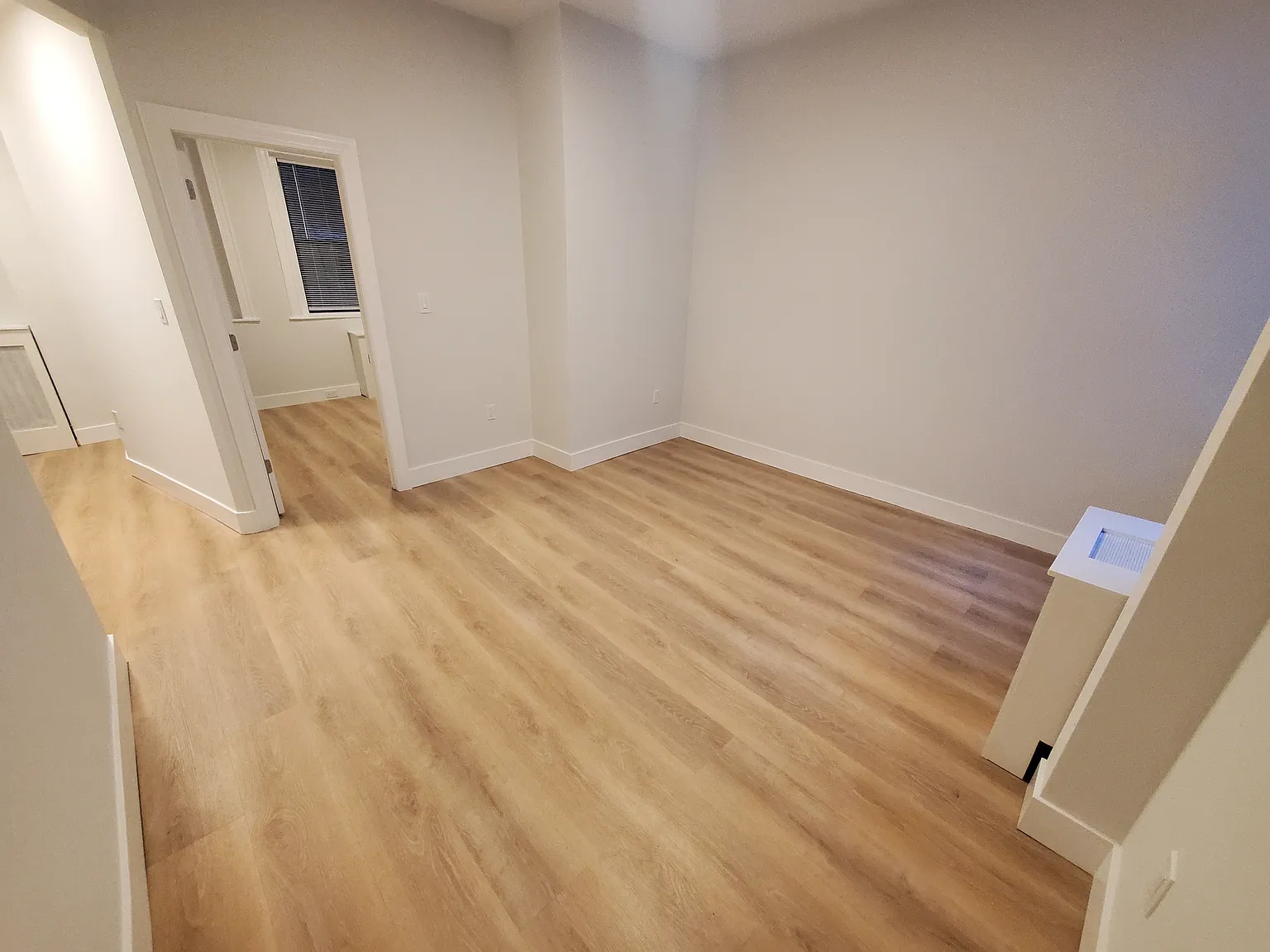 1 bed, 550 sqft, $2,900 — Photo 3
