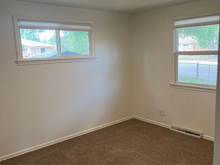1151 Grant St — Photo 36