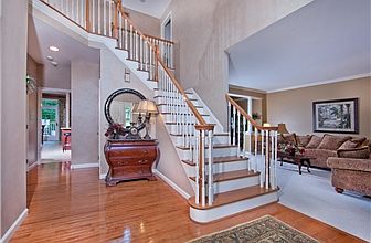 Spectacular two story entrance.