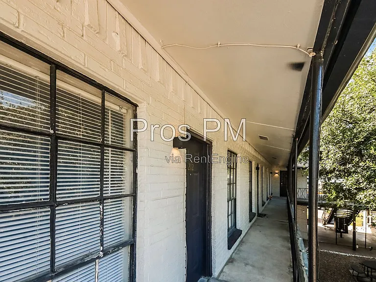5317 Junius St #212 — Photo 15