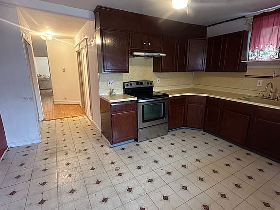 4th image of 4201 Levick St #2
