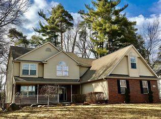 1445 Woodhurst Ct, Howell, MI 48843