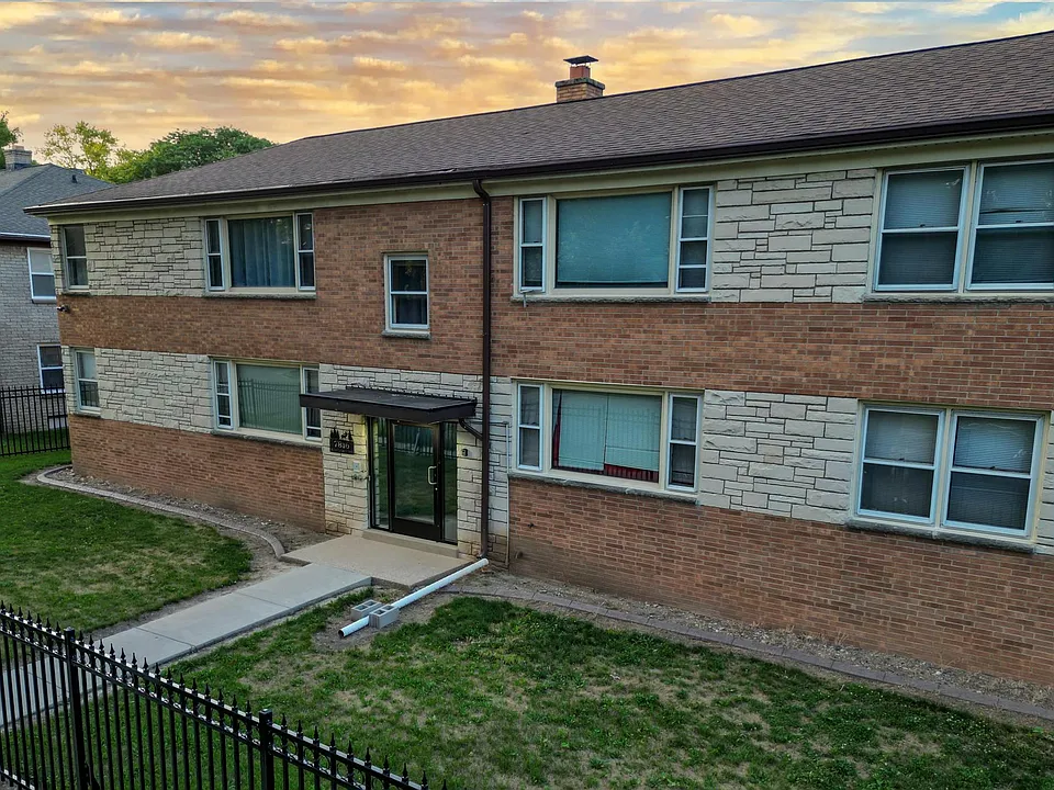 7800 W Lisbon Ave #3