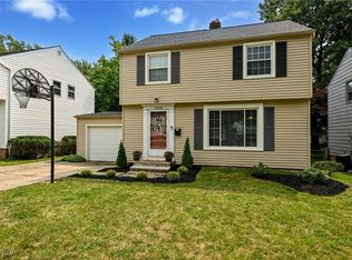 4940 Westbourne Rd, Lyndhurst, OH 44124