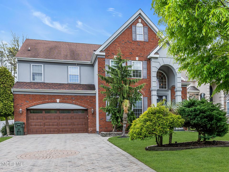 1st image of 15 Rockspray Court