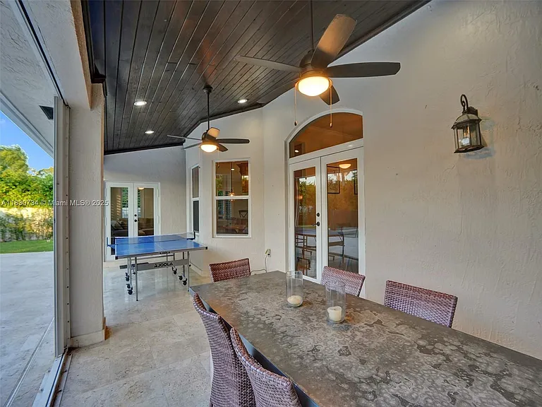 12401 SW 77th St — Photo 57