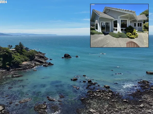 108 Schooner Bay Dr, Brookings, OR 97415