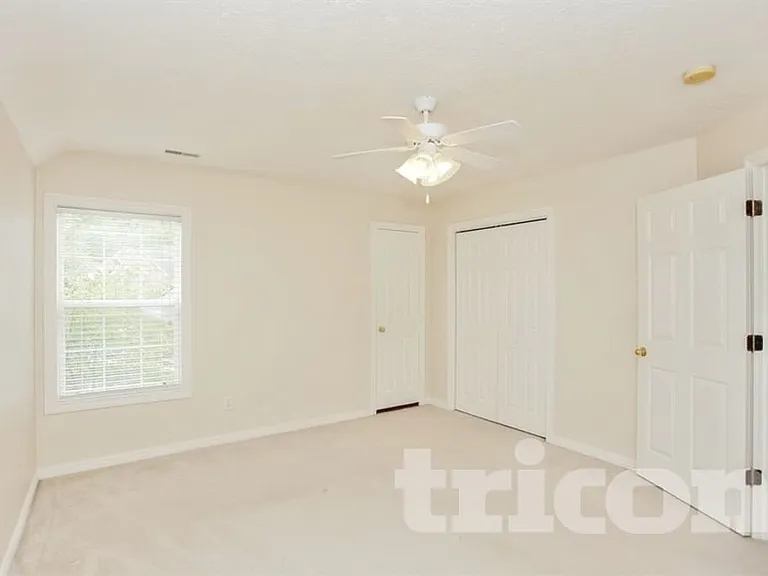 101 Crooked Creek Ct — Photo 13