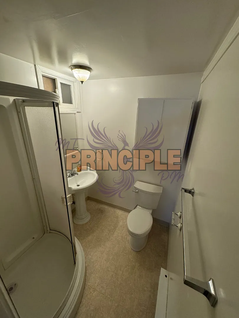 Great views in this one Bedroom Apartment in Anaconda — Photo 4