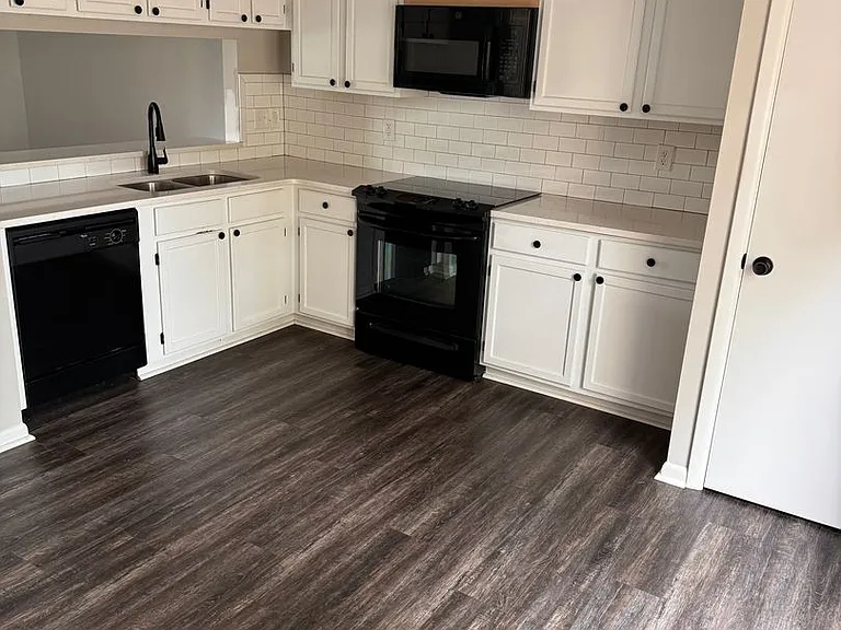 214 Walnut Ridge Dr — Photo 8