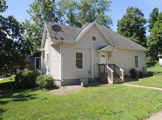 711 N Elm St, Greenville, IL