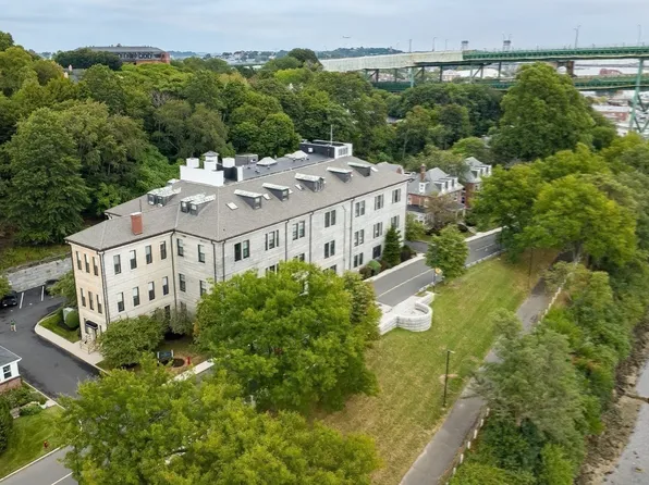 100 Commandants Way APT 107, Chelsea, MA 02150