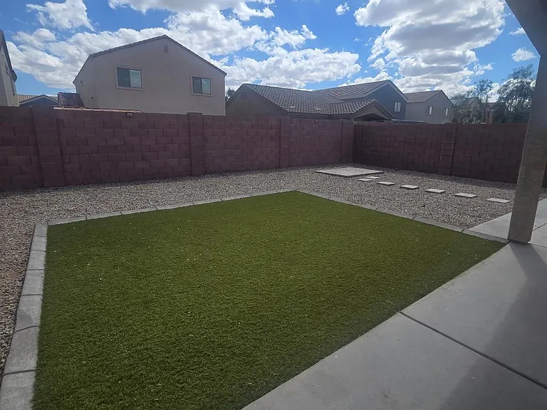 3411 W Sunland Ave — Photo 11