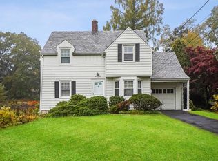 1424 Orchard Rd, Mountainside, NJ 07092