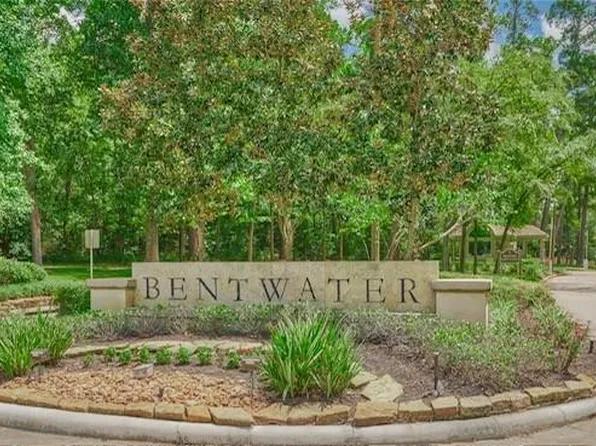 81 Waterford Way, Montgomery, TX 77356