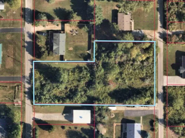 220 Melody Ln, Kelleys Island, OH 43438