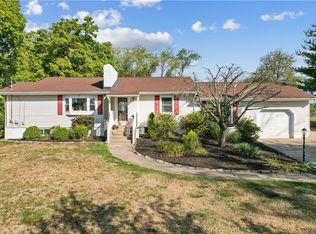 887 Melvin Ave, Washington, PA 15301