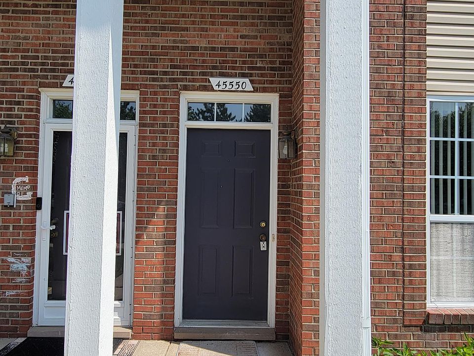 1st image of 45550 Warwick Dr